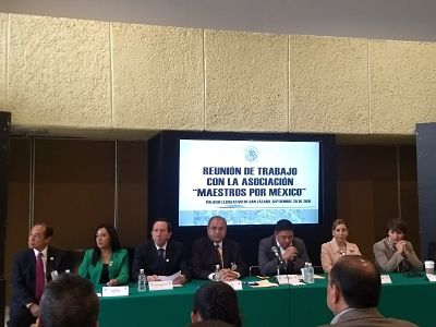 ‘Maestros por México’ recibe respaldo de Diputados del PRD y PVEM para cancelar reforma educativa