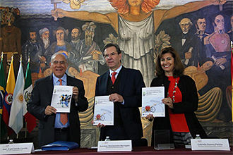 OCDE recomienda a México mejorar la educación superior.