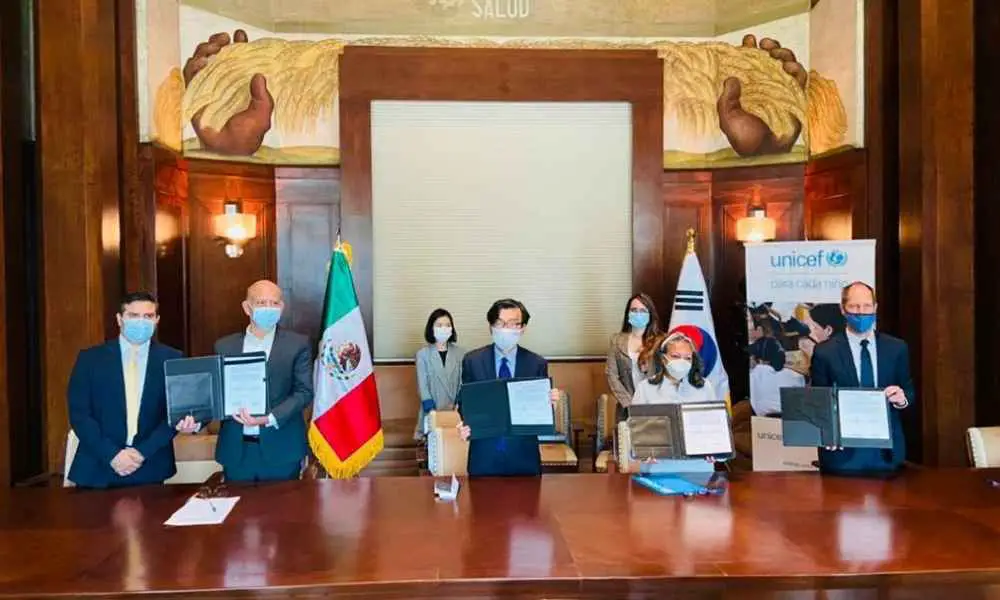 República de Corea dona cubrebocas a México; serán distribuidos a estudiantes y personal educativo que regresan a clases