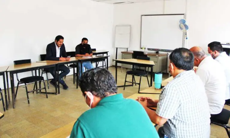 SEP, supervisores y maestros.