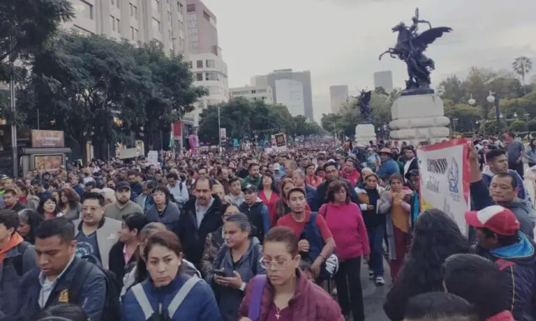 CNTE en protesta
