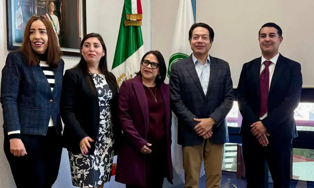 SEP y CFE analizan plan para ampliar internet en las escuelas del País