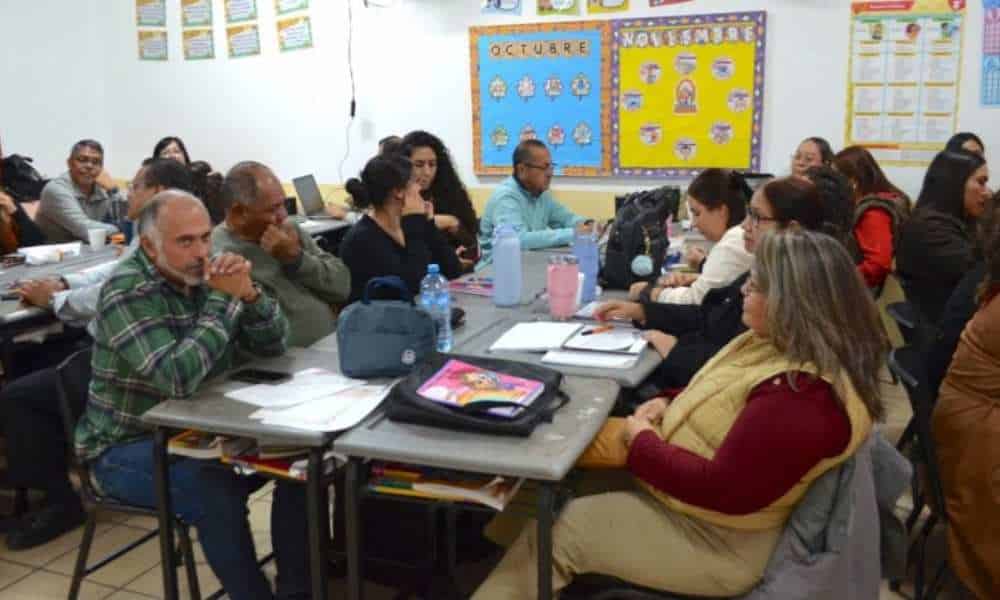 Maestros en Consejo Técnico Escolar