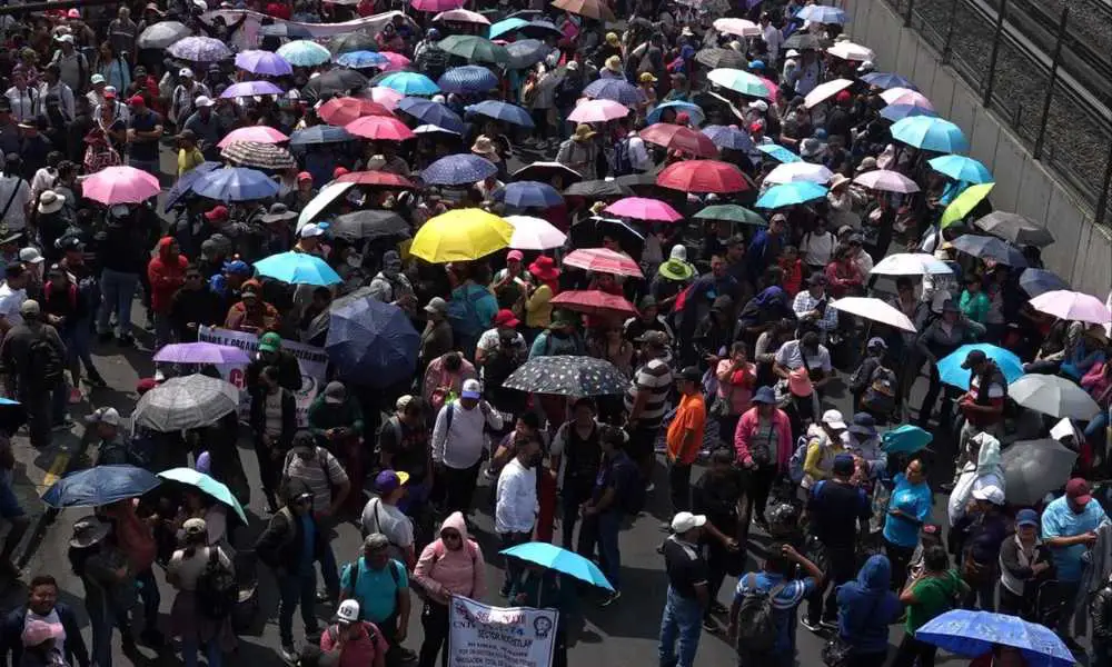 CNTE en el AICM