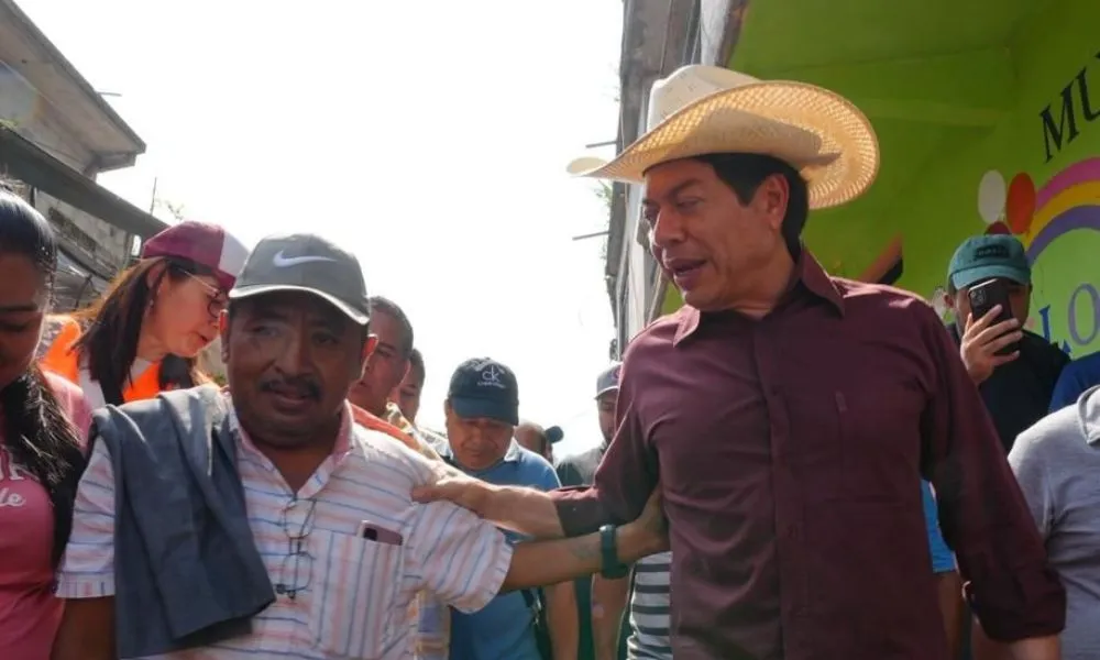 Mario Delgado en las escuelas