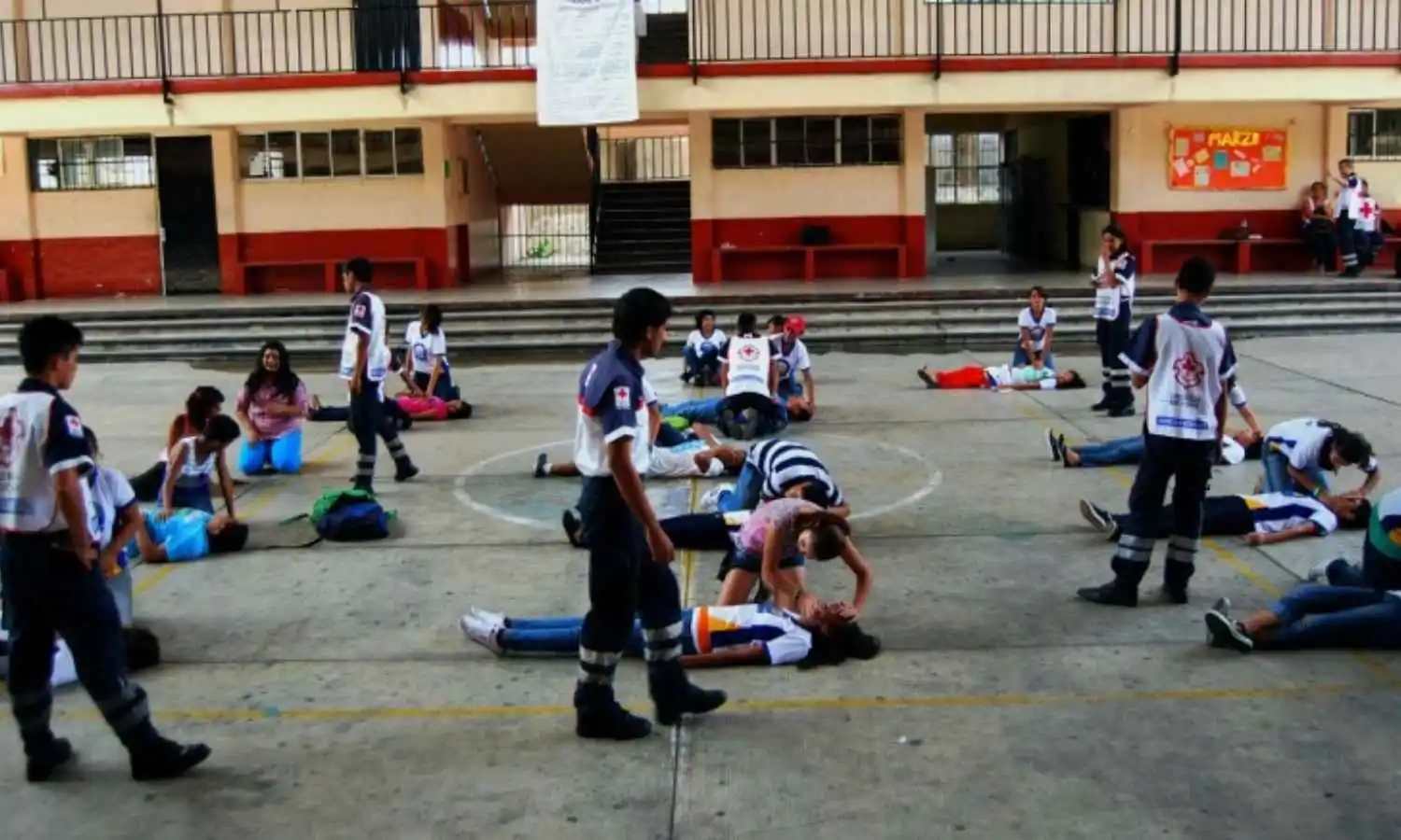 Plantean que maestros estén entrenados para salvar alumnos