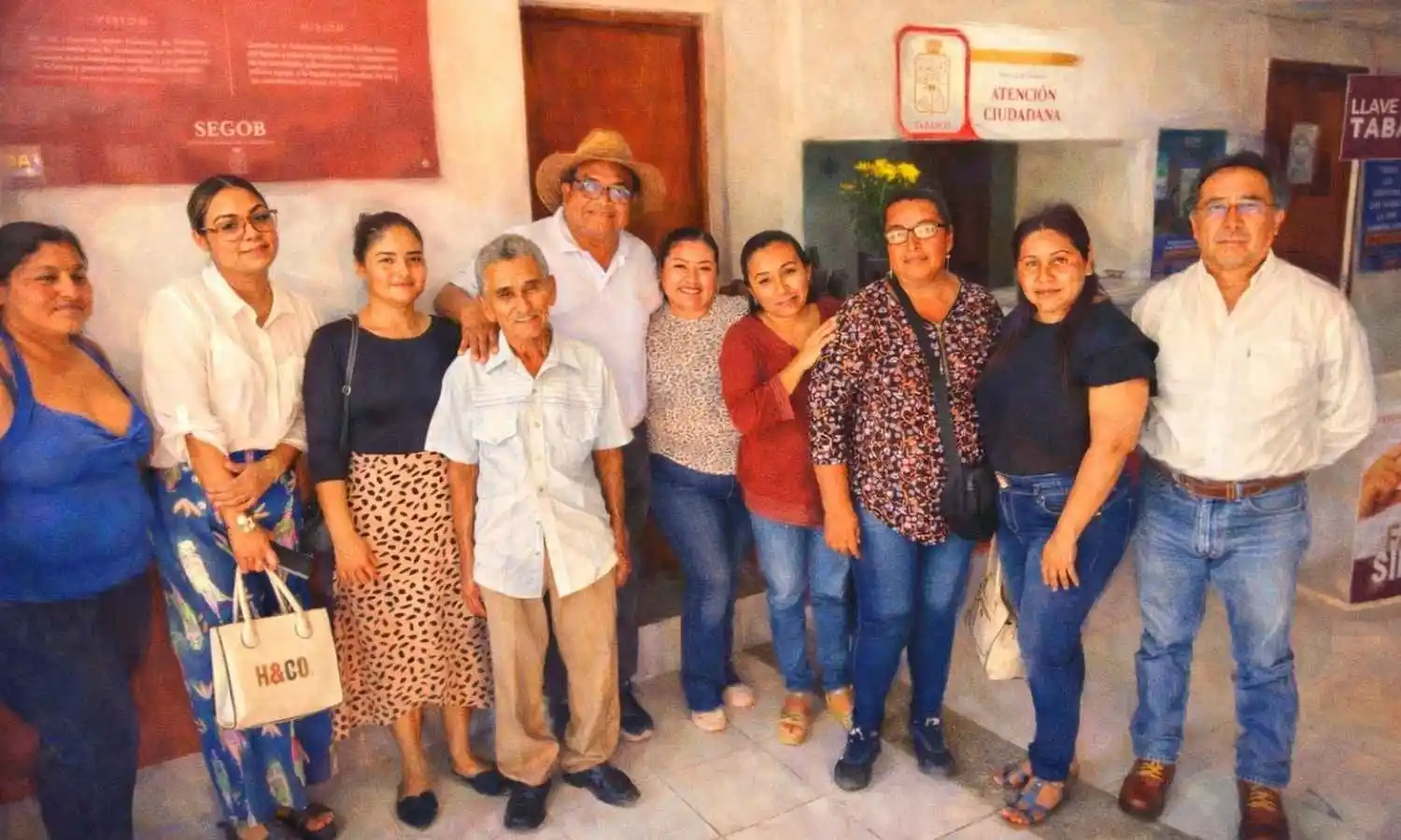 Gobierno cede y reinstala a maestros cesados tras presión de padres de familia