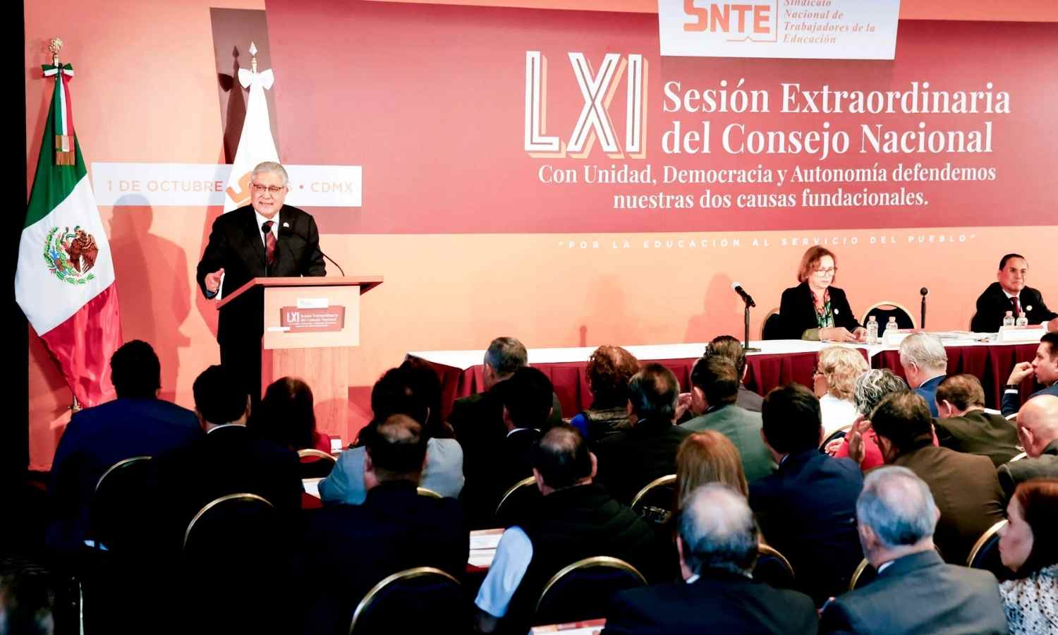 SNTE alista reforma estatutaria; convoca a Congreso Nacional Extraordinario